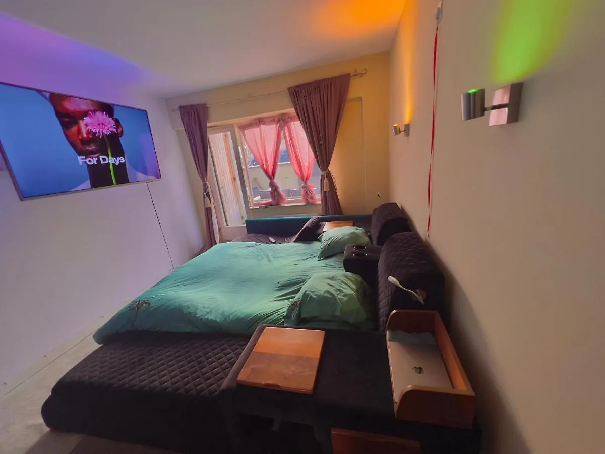 Luxury Design Apartment Ostend 0*,