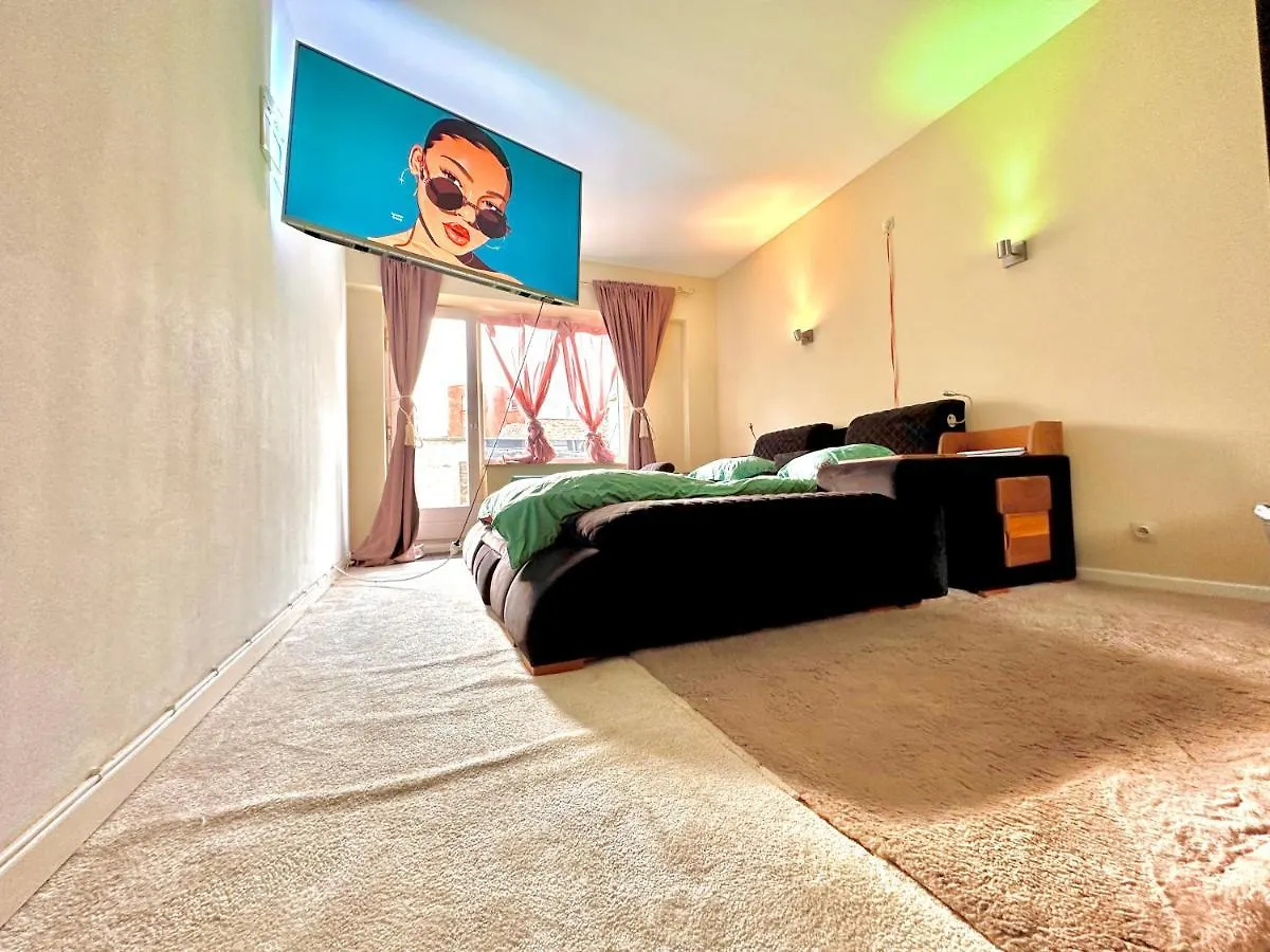 Luxury Design Apartment Ostend 0*,